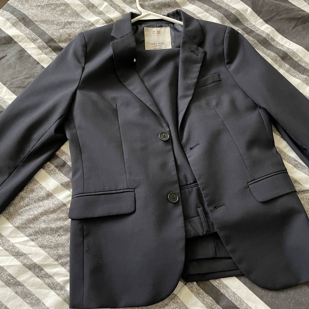 Zara navy boys suit size 10
